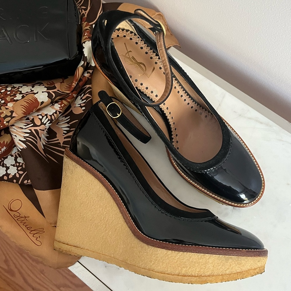 Women’s YVES SAINT LAURENT WEDGE  BLACK PATENT Mules